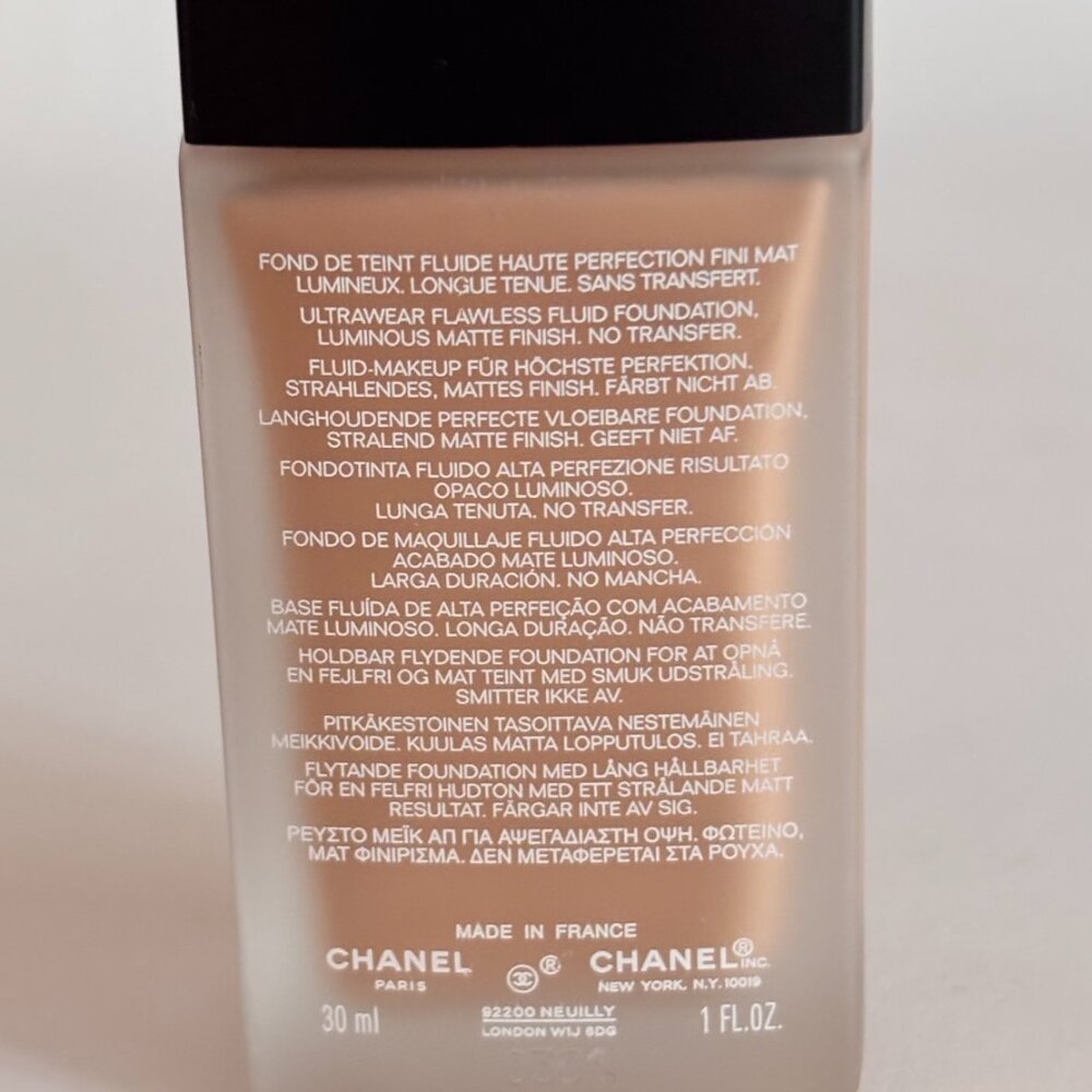 Ultra Le Teint Ultrawear All Day Comfort Flawless Finish Foundation - BR42 - Picture 2 of 8